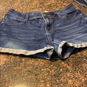 Total girl jean shorts